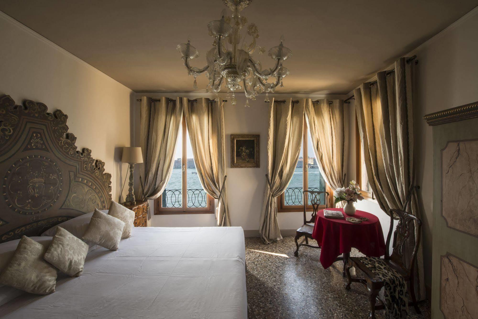 La Residenza 818 Hotel Venetië Buitenkant foto
