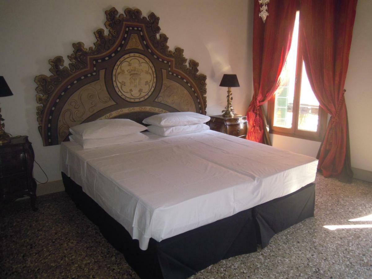 La Residenza 818 Hotel Venetië Kamer foto